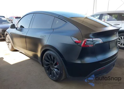 2022 Tesla Model Y Performance Dual Motor All-Wheel Drive from USA, damaged, VIN 7SAYGDEF0NF491586